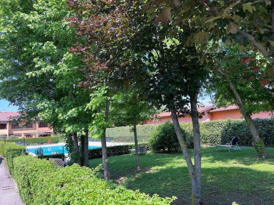 דירות סירמיונה Casa Lora מראה חיצוני תמונה